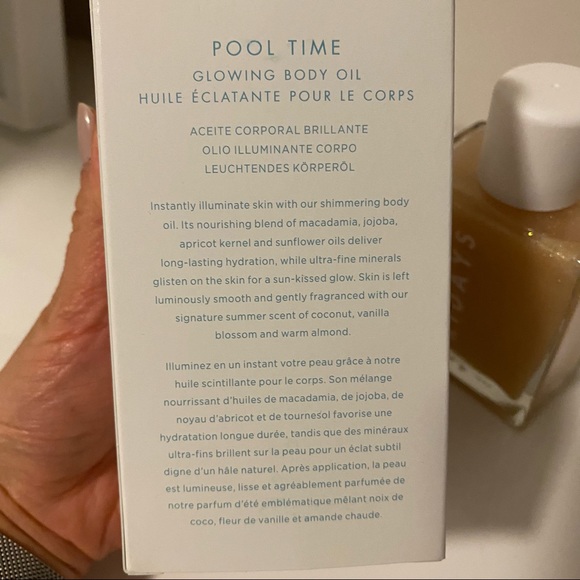 Limited Edition Summer Fridays Pool Time Glowing Body Oil - 100 ml - Picture 5 of 6